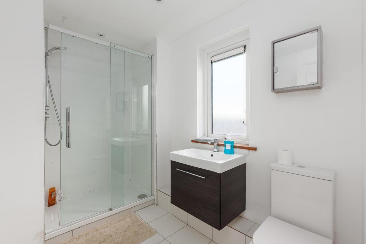 White City Apartment London Ngoại thất bức ảnh